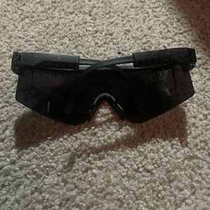 brand new black pit vipers